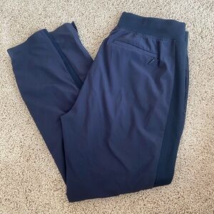 Size 6 navy athleta athletic pants
